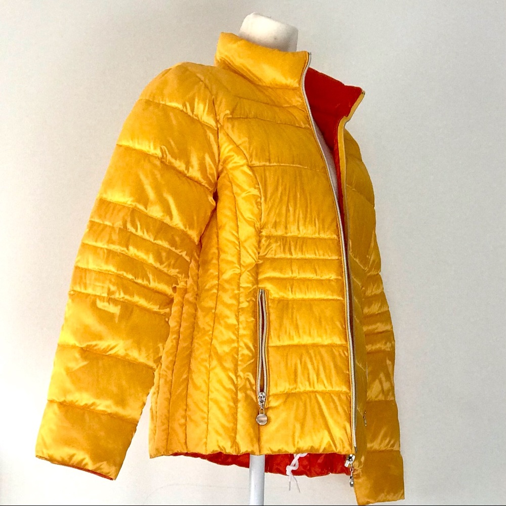 Lightweight yellow puffer jacket by Laurier & Co. made of poly/nylon-SM Petite